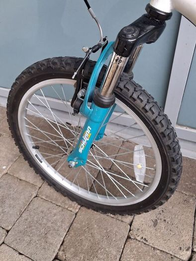 Girls bike 20"