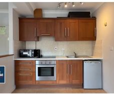 kitchen unit 2.6 meter length