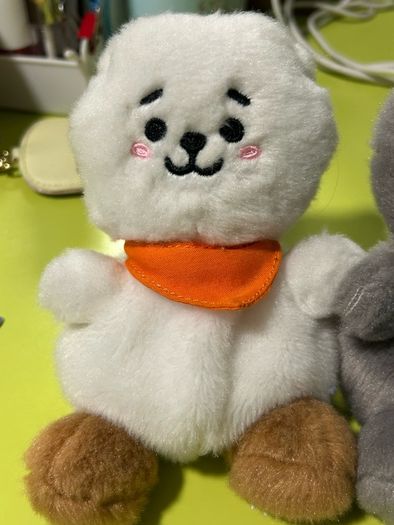 Plushie BTS BT21