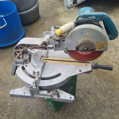 mitre saw