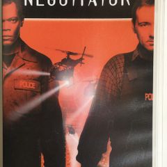 The Negotiator [1998] Samuel L. Jackson and Kevin Spacey (PAL VHS Cassette Movie)