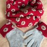 Scarf/Gloves Set Image 9