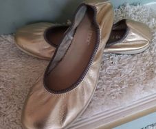 Metallic Gold Ballet flats