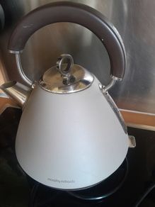 Morphy Richards Metal kettle