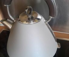 Morphy Richards Metal kettle