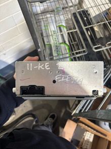 ford fiesta radio head unit