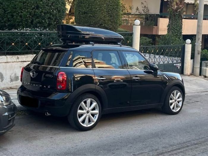 Menabo Car Roof Boxes  Stylish, Aerodynamic