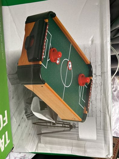 air hockey