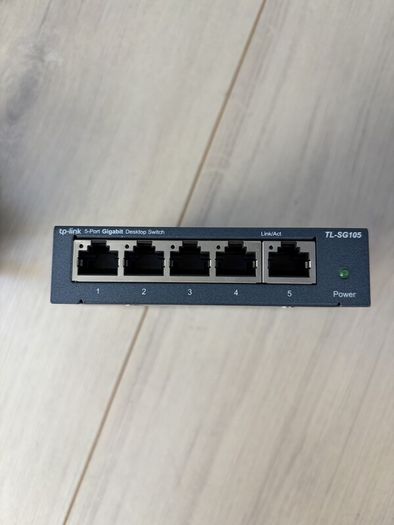 TP-Link TL-SG105 5-Port Gigabit Ethernet Switch