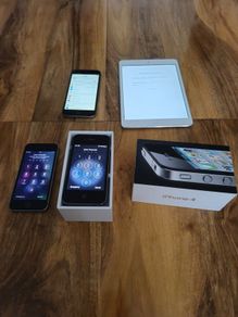 Apple IPhone and Ipad Lot Bundle - 4 Devices + iPhone 4 Box (1 Iphone Usable Home Screen, iCloud / Passcode Locked)