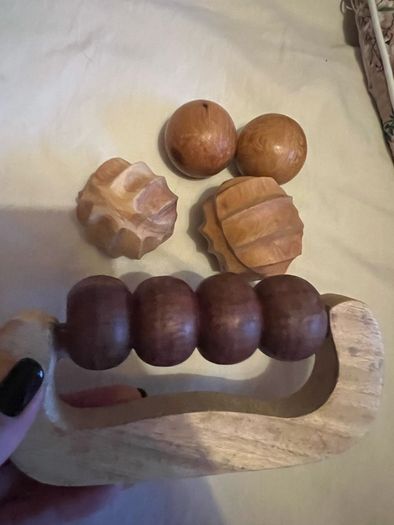 massage wood balls