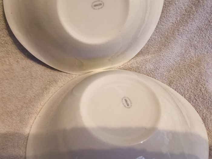 Arklow pottery serving bowls???