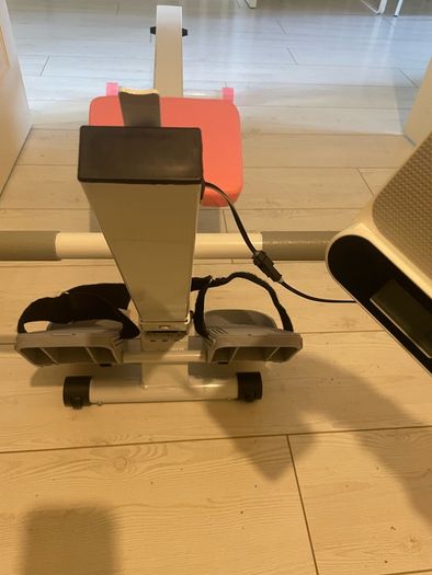 manual rowing machine