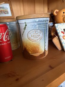 Kiltrea pottery sugar