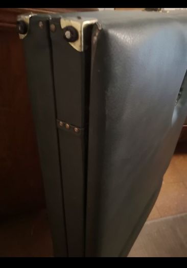 portable massage table