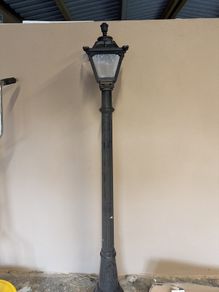 Outdoor Garden Light - 6ft