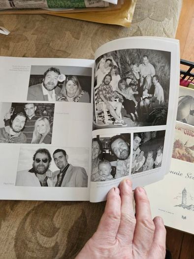 Amuzing Grace. The Official Autobiography.  By Brendan Grace With Tara King. Signed First Edition Paperback In Good Condition.  See Photos For Same.