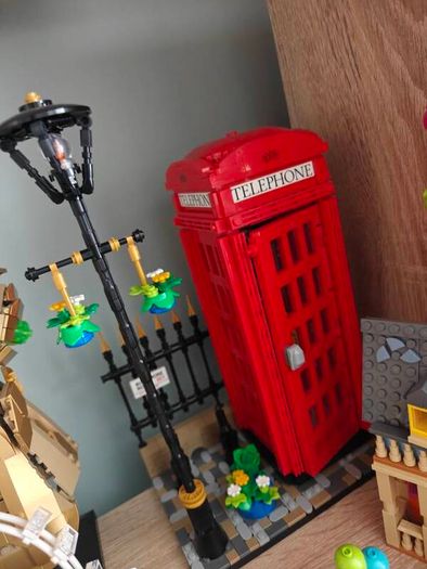 lego London phone box