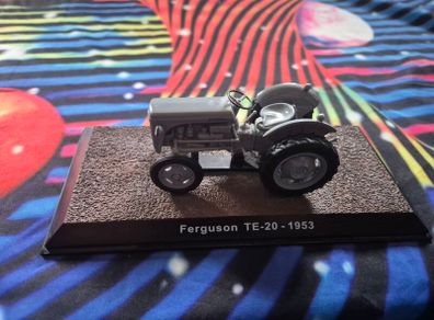 Ferguson Te20 1953 Grey Tractor Model by Atlas Editions Scale 1 32