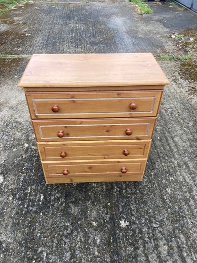 Chest of Drawers