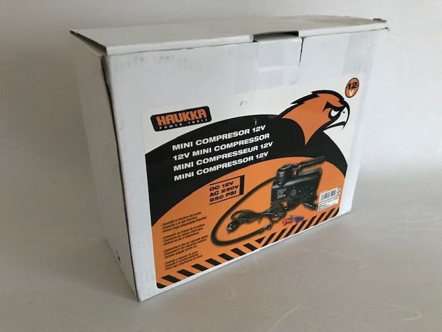 Haukka Mini Compressor Car DC 12 V, AC 110 V/230 V