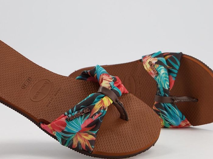 Brand new Havaianas flip flops UK3/4 EU35/36