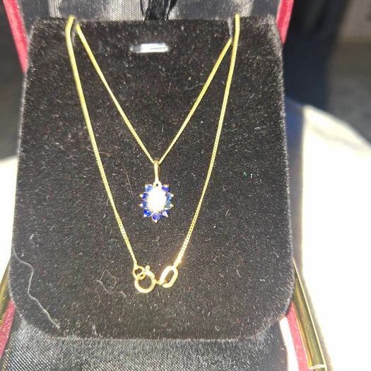 9ct gold  Necklace and 9 ct gold with Natural Sapphire and Natural Opal