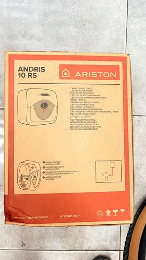Ariston 10L water heater