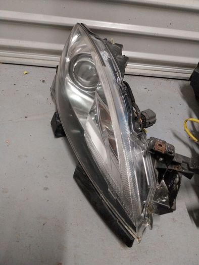 Mazda 6 Headlights