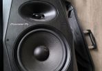 2 Pioneer dj speakers VM-80