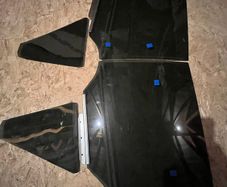 Toyota avensis estate doors glass