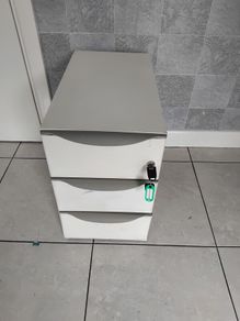 steel drawers/filing cabinet