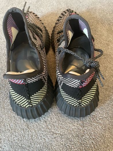 Yecheil runners 350 V2 Size 4-10