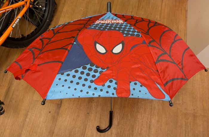 Umbrella spiderman