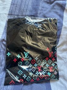 LV sealed t shirt