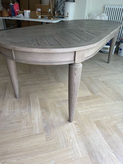 Monroe dark oak extendable dining table