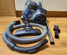 Vacuum Cleaner / Hoover