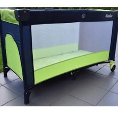 travel cot