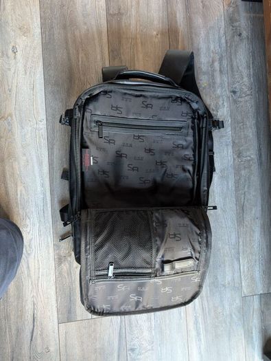 Samsonite travel backpack with laptop pouch