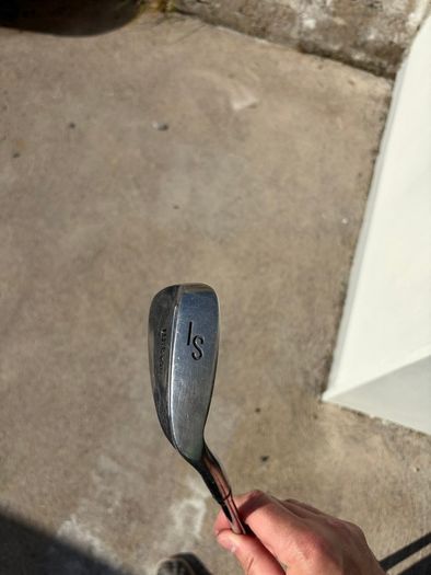 Wilson Reflex Sand iron
