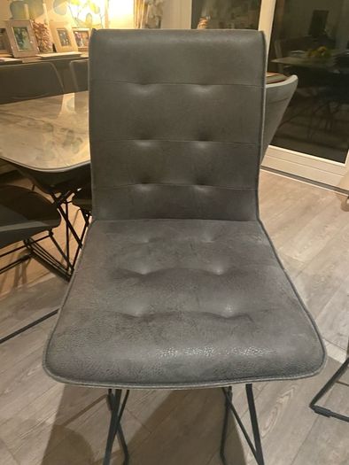 Kitchen high chairs/stools