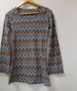 Beautiful vintage top bell bottom sleeves