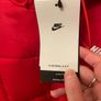 Nike classic puffer jacket in university red Image 4
