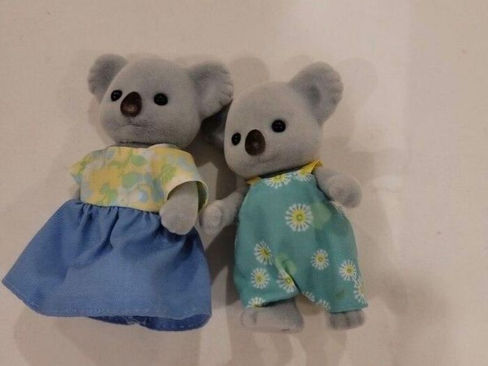 Sylvanian Family House, furniture & figures