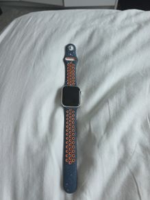 Apple Watch SE 2nd Gen (2022)