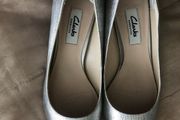 Ladies Clark's silver shoe