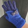BNWT Ladies gloves Image 4