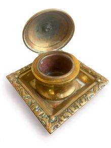 Victorian period ink well