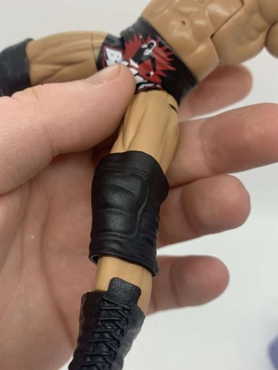 wwe elite series 49 Big Cass & Enzo Amore action figures
