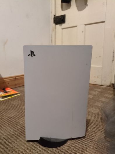 PS5 and Modified controller